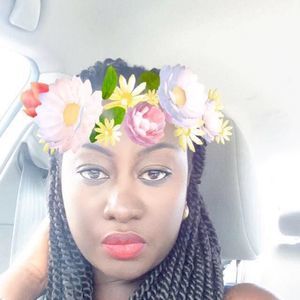 Meet your Posher, Amina